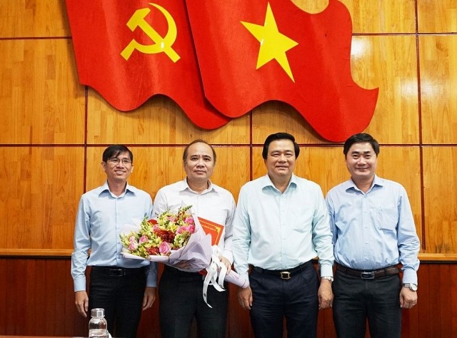 Nhân sự mới tại An Giang, Long An, Hòa Bình ảnh 1