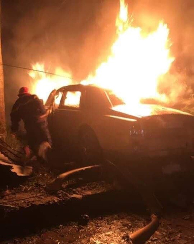 Quảng Ninh: Siêu xe Rolls-Royce Phantom biển tứ quý bốc cháy ngùn ngụt trong đêm ảnh 2