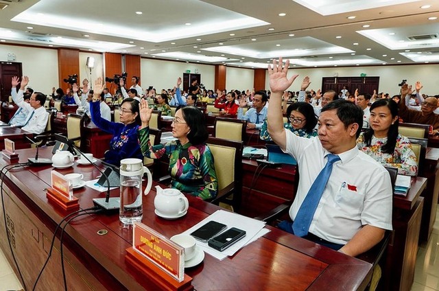 TP.HCM sẽ thu phí ôtô vào trung tâm ảnh 1