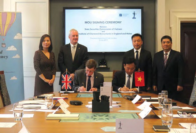 Thập niên mới hướng tới một thị trường chứng khoán bền vững, hiệu quả ảnh 2