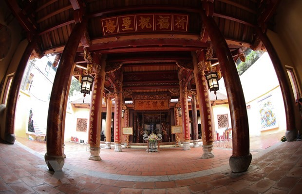 Bạch Mã là ngôi đền cổ, một di sản đặc sắc có lịch sử hình thành và phát triển gắn với Thăng Long-Hà Nội. (Ảnh: Thanh Tùng/TTXVN). Bạch Mã là ngôi đền cổ, một di sản đặc sắc có lịch sử hình thành và phát triển gắn với Thăng Long-Hà Nội. (Ảnh: Thanh Tùng/TTXVN).