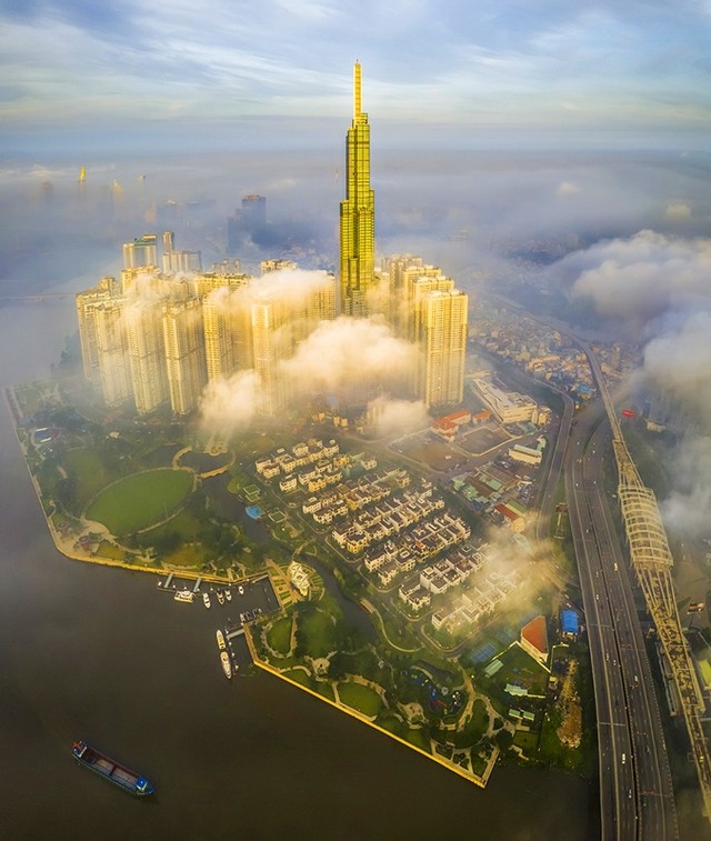 Chưa có doanh nghiệp nào ở Việt Nam tạo ra được những kỳ tích như Vingroup.