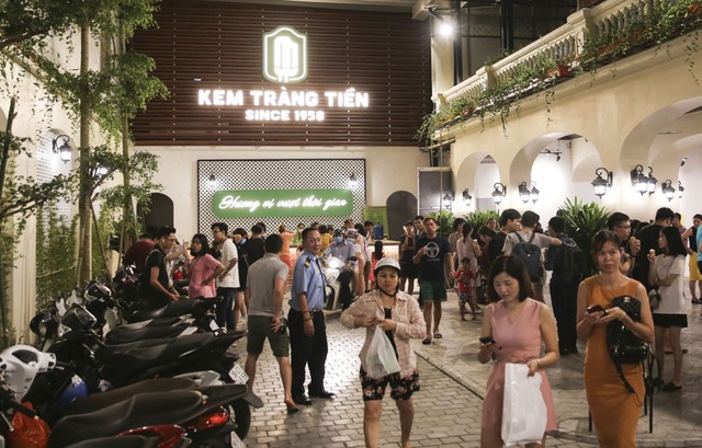 OCH nắm 99,66% vốn của Công ty cổ phần Kem Tràng Tiền. Ảnh: Dũng Minh.