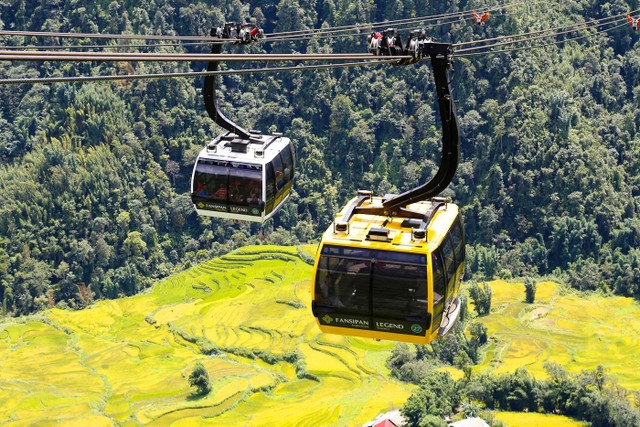 Cáp treo Fansipan đạt 2 kỷ lục thế giới là trải nghiệm không thể bỏ qua khi tới Sa Pa.