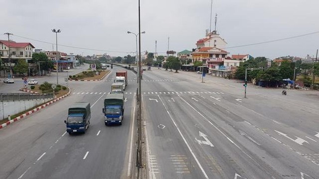 Bộ GTVT đã yêu cầu phân luồng, không cho phương tiện đi trên QL 5, trừ những xe làm nhiệm vụ để đảm bảo phòng dịch.