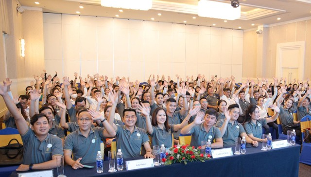 Khải Hoàn Land sở hữu hệ thống phân phối rộng khắp không ngừng tăng trưởng. Khải Hoàn Land sở hữu hệ thống phân phối rộng khắp không ngừng tăng trưởng.