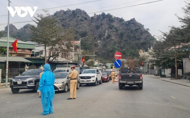 Thị trấn Khâm Đức, huyện Phước Sơn, tỉnh Quảng Nam áp dụng Chỉ thị 16 ảnh 135