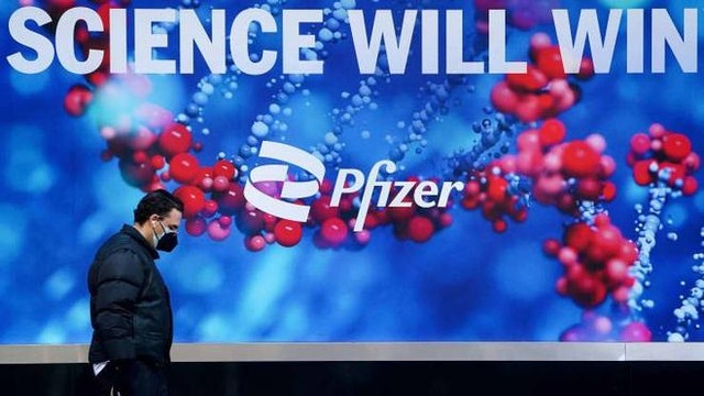 Pfizer là một trong những hãng dược đi đầu trong cuộc đua bào chế thuốc Covid-19 (Ảnh: Reuters).