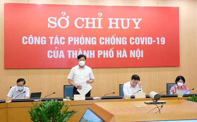 Thứ trưởng Bộ Y tế Đỗ Xuân Tuyên làm việc với UBND TP. Hà Nội về công tác phòng, chống dịch COVID-19.