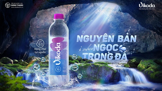 Nước khoáng kiềm thiên nhiên Vikoda nguyên bản như ngọc trong đá.