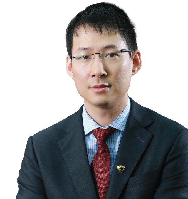 Ông Lê Mạnh Hùng, Tổng giám đốc Công ty Chứng khoán Vietcombank Ông Lê Mạnh Hùng, Tổng giám đốc Công ty Chứng khoán Vietcombank