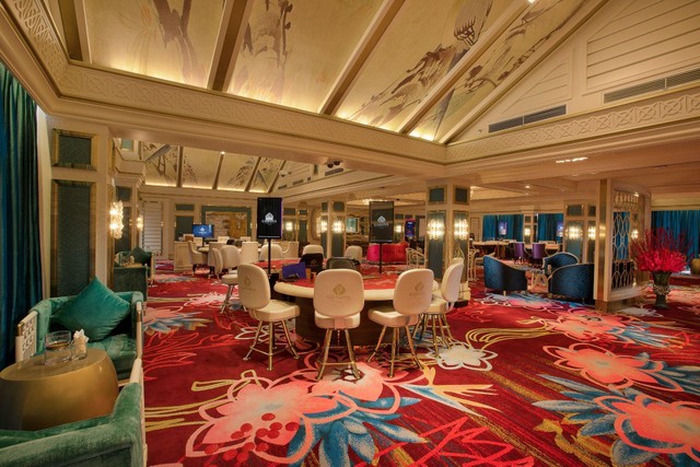 Không gian hiện đại và riêng biệt bên trong điểm vui chơi giải trí Corona Resort &amp; Casino.