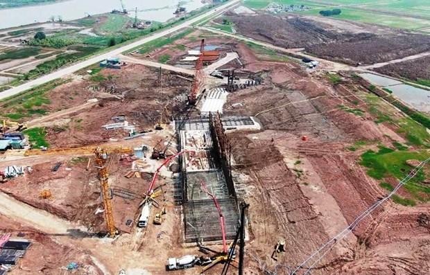Hiện dự án Cụm công trình kênh nối Đáy-Ninh Cơ đạt khoảng 44% sản lượng. (Ảnh: Việt Hùng/Vietnam+).