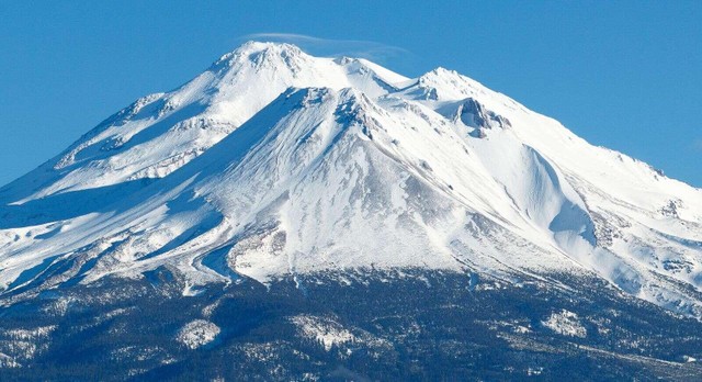 Núi Shasta.
