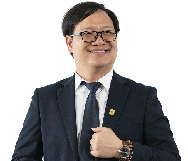 Ông Trần Minh Sỹ, Phụ trách truyền thông CTCP Lọc hóa dầu Bình Sơn (BSR).