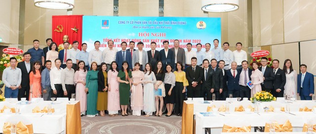 Cán bộ nhân viên PVTrans Pacific