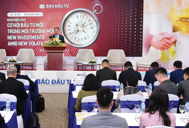 Toạ đàm “Nhận diện 2023: Cơ hội đầu tư mới trong môi trường mới” do Báo Đầu tư tổ chức sáng 7/2/2023.