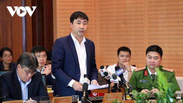 Phó Giám đốc Sở Xây dựng Hà Nội Mạc Đình Minh thông tin tại buổi họp báo.