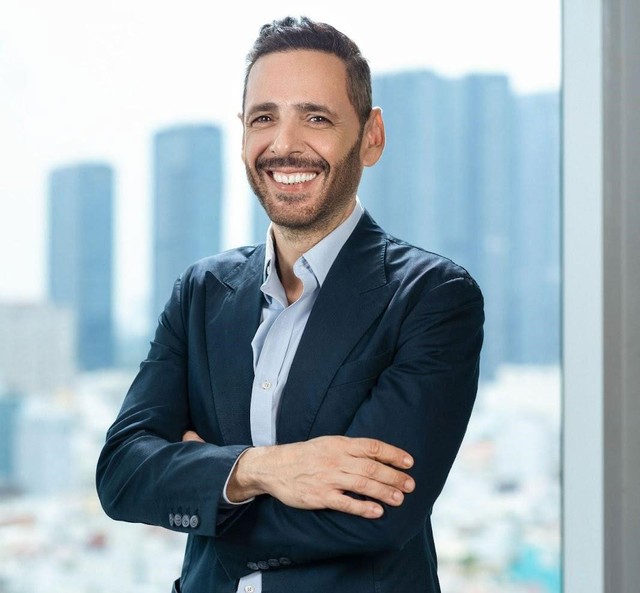 Ông Chris Senekki, Phó tổng giám đốc Coteccons - cựu Tổng giám đốc Turner, người có kinh nghiệm chinh chiến các dự án quốc tế.