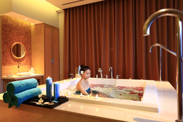 Novotel đáp ứng đầy đủ nhu cầu thư giãn, chăm sóc sức khỏe của du khách.