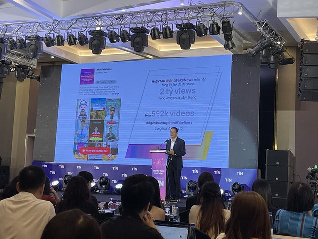 Ông Lê Quang Tự Do, Cục trưởng Cục Phát thanh, Truyền hình và Thông tin điện tử chia sẻ tại buổi lễ.