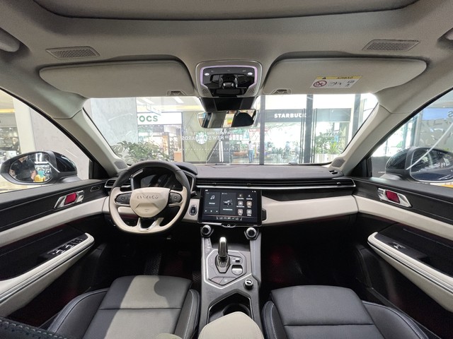 Nội thất xe Lynk &amp; Co 01.