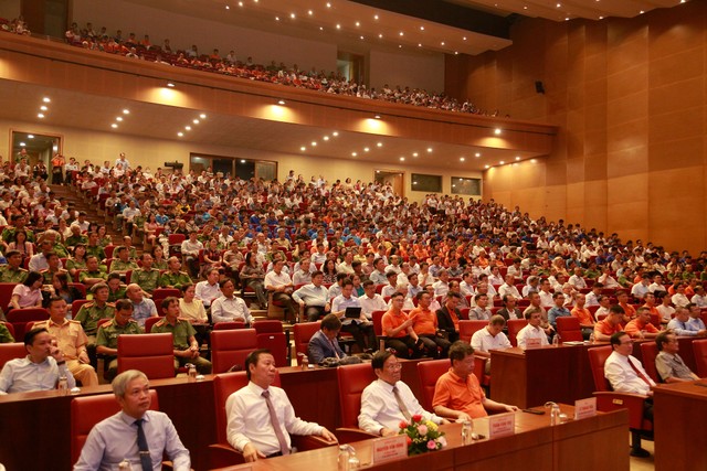 Khung cảnh của Hội nghị. Khung cảnh của Hội nghị.