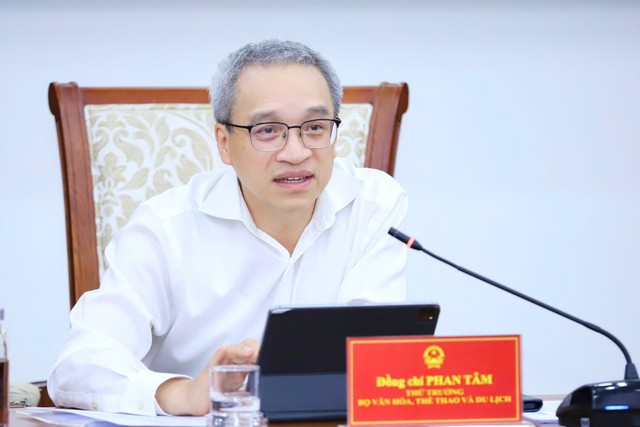 Thứ trưởng Bộ VHTTDL Phan Tâm chủ trì và phát biểu chỉ đạo tại Hội thảo. Thứ trưởng Bộ VHTTDL Phan Tâm chủ trì và phát biểu chỉ đạo tại Hội thảo.