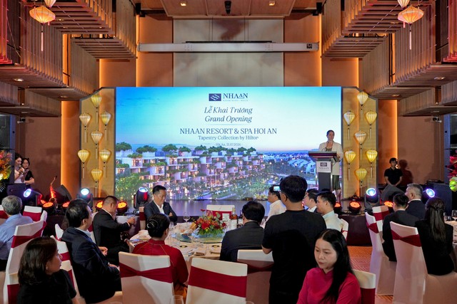 Đại diện Hilton khẳng định NHAAN hội tụ những giá trị đặc trưng của dòng thương hiệu Tapestry Collection by Hilton. Đại diện Hilton khẳng định NHAAN hội tụ những giá trị đặc trưng của dòng thương hiệu Tapestry Collection by Hilton.