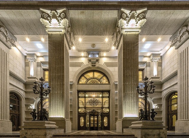 Tân Hoàng Minh: Ghi dấu ấn bởi sự khác biệt ảnh 1