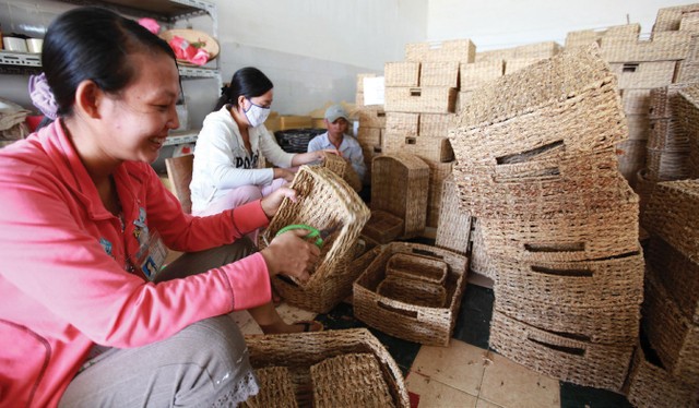 Phân tán rủi ro khi đẩy mạnh vốn cho SME ảnh 2