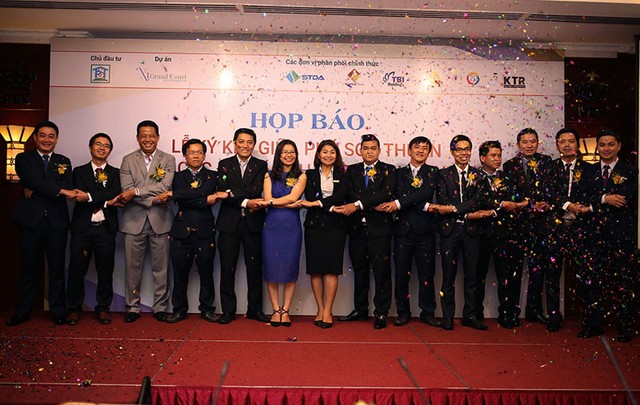 Phú Sơn Thuận ký kết hợp tác với 6 đơn vị phân phối Dự án Xi Grand Court ảnh 1