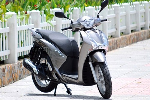 yamaha-nm-x-va-honda-sh-cuoc-chien-xe-ga-cao-cap-moi-1