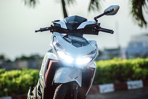 chi-tiet-honda-vario-150-doi-2016-o-tp-hcm-3