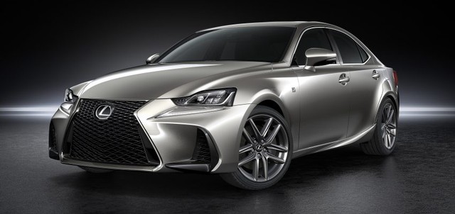  Cụ thể, phần đầu xe của Lexus IS 2017 trông hầm hố hơn trước nhờ hốc gió cỡ lớn trên cản va mới. Bản thân lưới tản nhiệt hình đồng hồ cát của Lexus IS 2017 cũng được tái thiết kế, bên cạnh cụm đèn pha mới. 