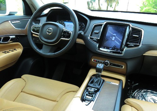 xe-la-volvo-xc90-ve-viet-nam-gia-hon-3-ty-page-3