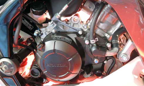 honda-cbr150r-2016-dau-tien-tai-viet-nam-5