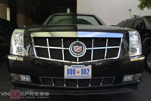 limousine-cua-tong-thong-my-xuat-hien-tai-ha-noi-1