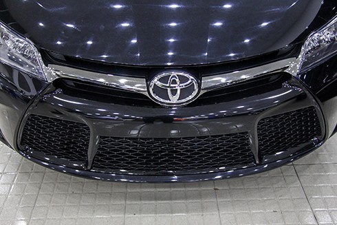 Toyota Camry 'lướt' nhập khẩu giá 1,9 tỷ đồng ảnh 2 toyota-camry-nhap-khu-luot-gia-1-7-ty-dong-1