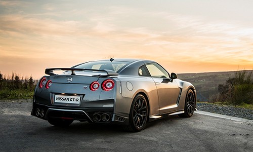chi-tiet-nissan-gt-r-2017-3