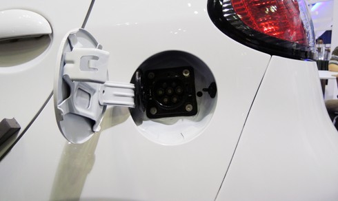 oto-dien-trung-quoc-ngap-nghe-thi-truong-viet-7