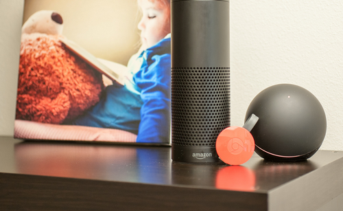 Chromecast và Echo đang tạo ra nhiều tiện ích hơn, với giá rẻ hơn các thiết bị truyền thống. Ảnh: Android Central. google-amazon-dang-dan-giet-chet-cac-thiet-bi-pho-bien-1