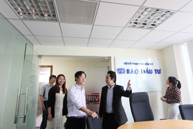 Văn phòng đại diện Báo Đầu tư tại TP. HCM chuyển văn phòng mới ảnh 6 Văn phòng đại diện Báo Đầu tư tại TP. HCM chuyển văn phòng mới ảnh 6
