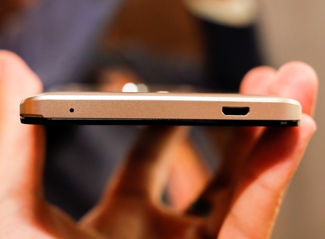 Smartphone giá 3 triệu đồng có bảo mật vân tay