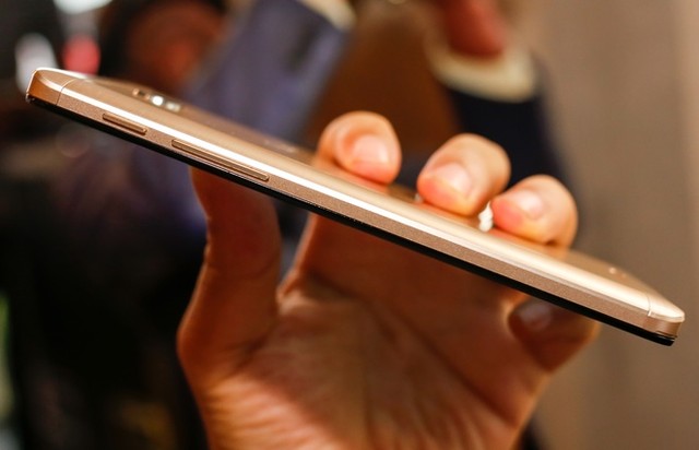 Smartphone giá 3 triệu đồng có bảo mật vân tay