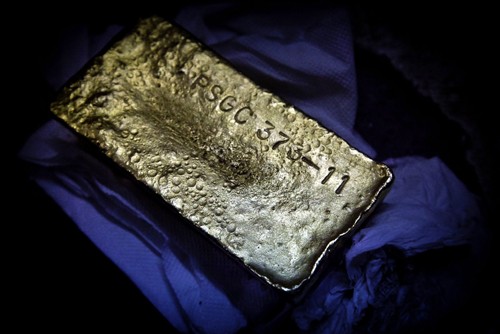 xem-xet-rut-giay-phep-cua-dai-gia-vang-no-thue-1