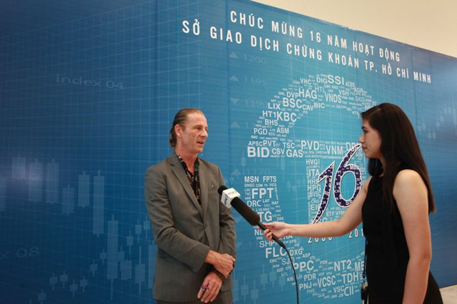 Những hình ảnh đẹp tại Lễ trao giải Báo cáo thường niên tốt nhất 2016 ảnh 16 Những hình ảnh đẹp tại Lễ trao giải Báo cáo thường niên tốt nhất 2016 ảnh 16