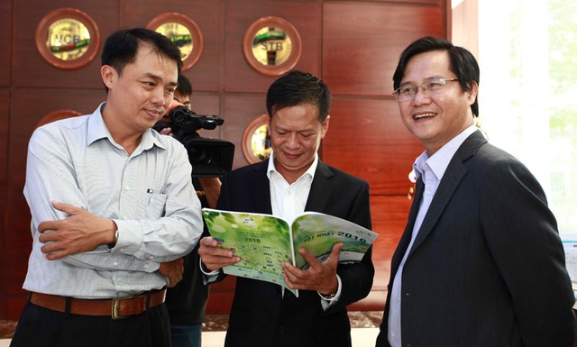 Những hình ảnh đẹp tại Lễ trao giải Báo cáo thường niên tốt nhất 2016 ảnh 4 Những hình ảnh đẹp tại Lễ trao giải Báo cáo thường niên tốt nhất 2016 ảnh 4