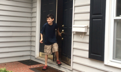 Dịch vụ gom rác của doanh nhân 11 tuổi ảnh 1