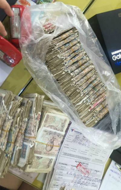 mang-19-trieu-dong-tien-le-mua-galaxy-note-7